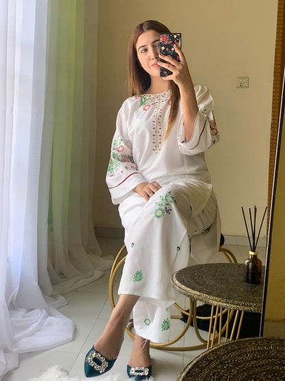Zar-e-Hina 2-Piece Stitched Embroidered Dress Premium Quality