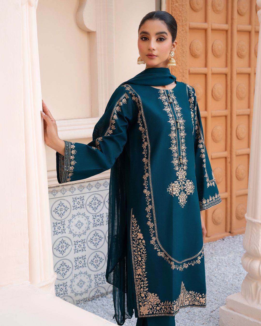 https://a7431d-59.myshopify.com/products/2-piece-stitched-sequence-embroidered-dress-premium-quality-shop-online